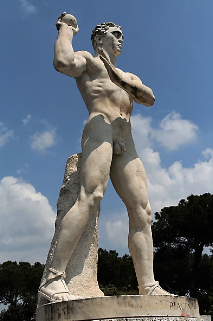 Stadio dei marmi 178